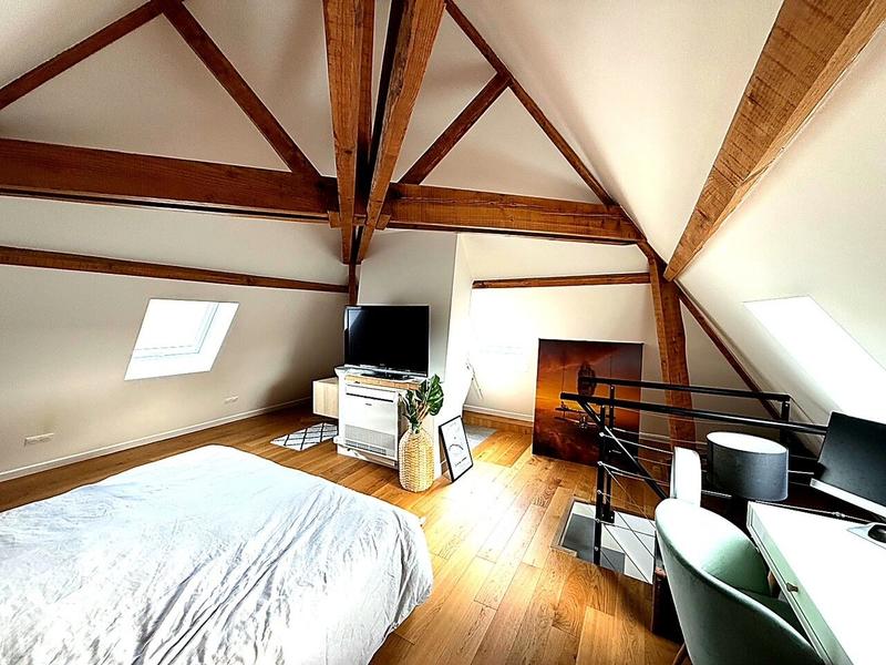 Maison - 185 m² - 7 pièces