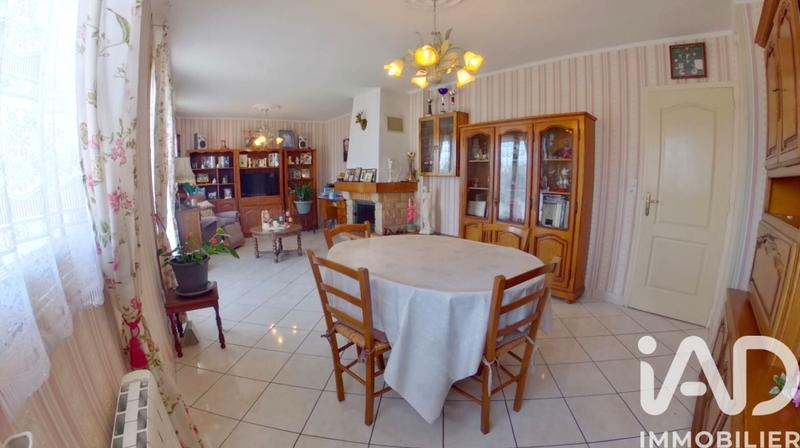 Maison - 89 m² - 5 pièces