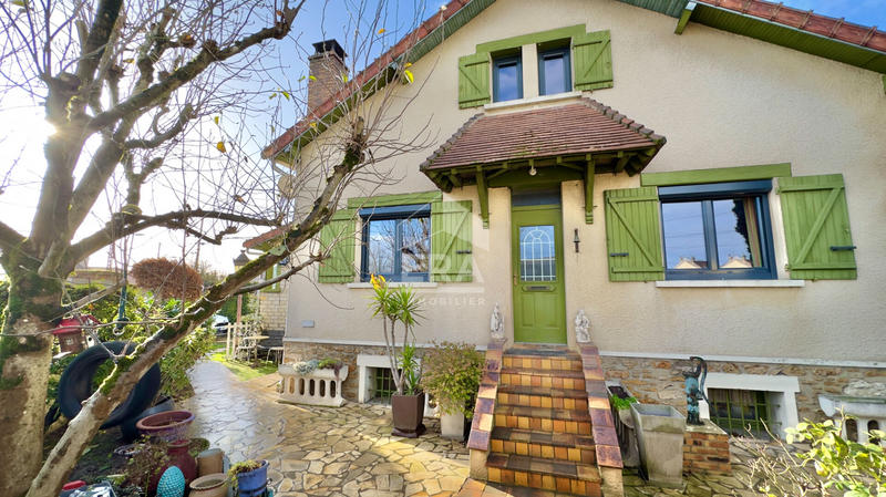 Maison - 122 m² - 6 pièces