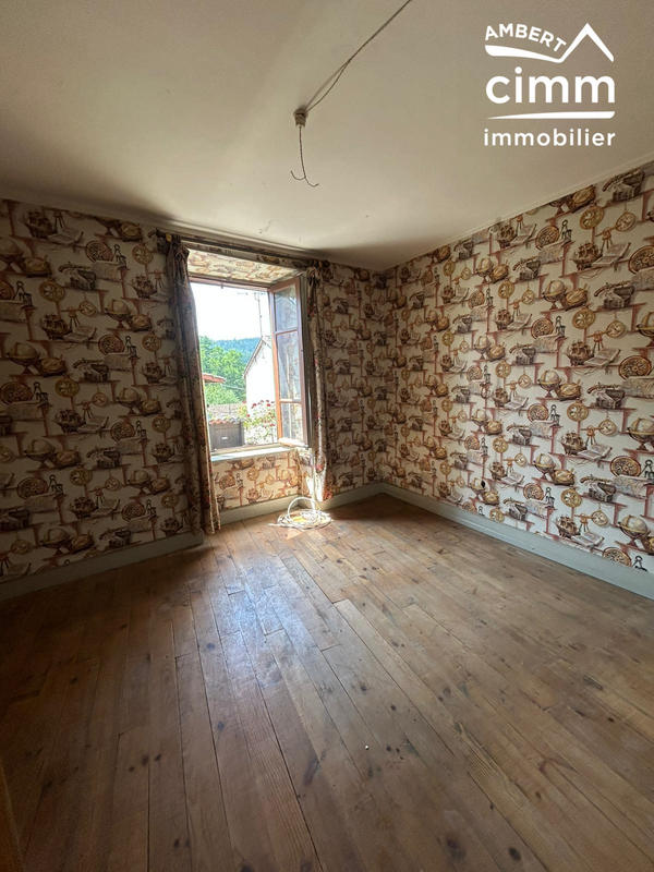 Maison - 195 m² - 9 pièces