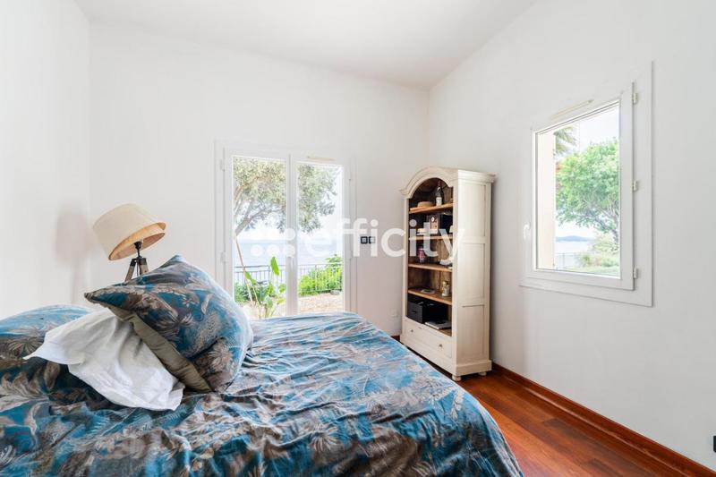 Maison - 160 m² - 4 pièces