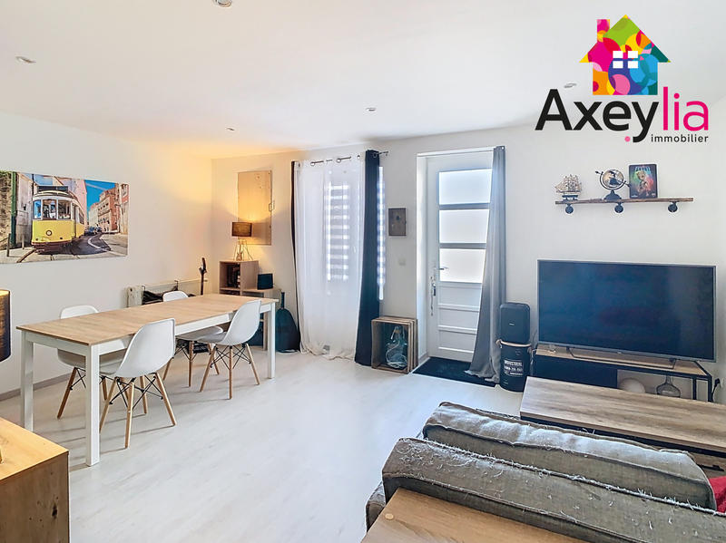 Maison - 90 m² - 4 pièces