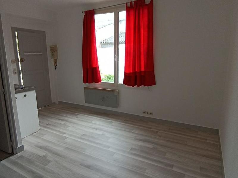 Studio - 15 m² - 1 pièce