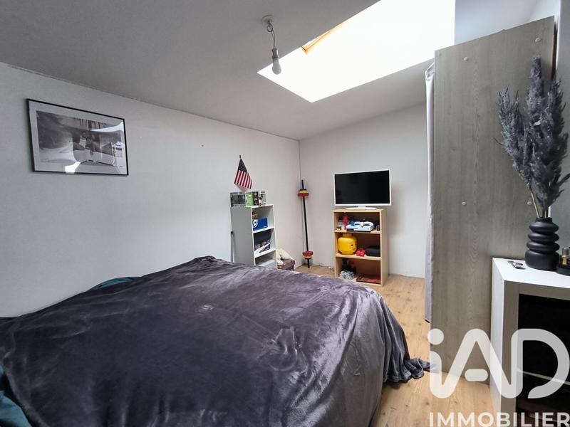 Maison - 213 m² - 8 pièces