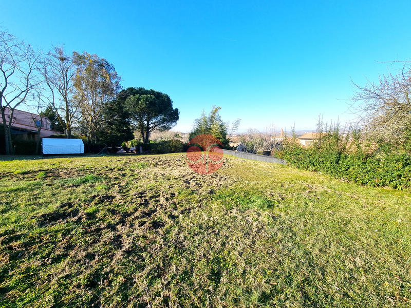 Terrain - 2 853 m²
