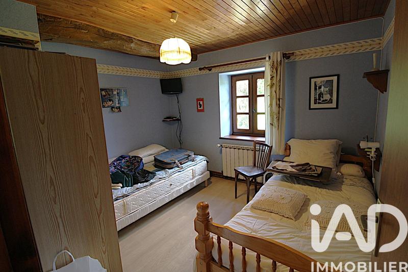 Maison de village - 180 m² - 9 pièces