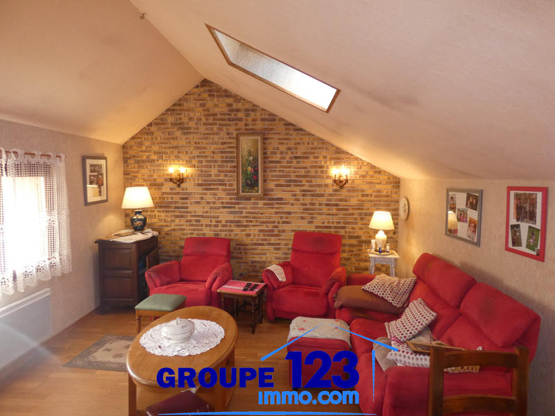 Maison - 202 m² - 5 pièces