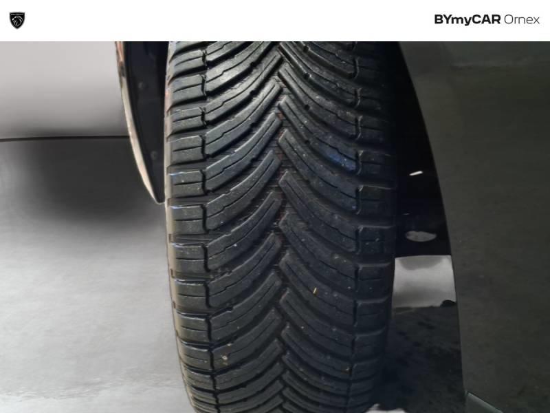 Peugeot 208 PureTech 100 s&amp;S Eat8 Active Business