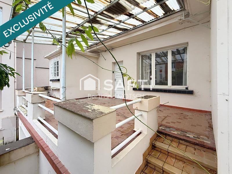 Immeuble - 211 m² - 16 pièces