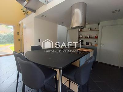 Maison - 186 m² - 7 pièces