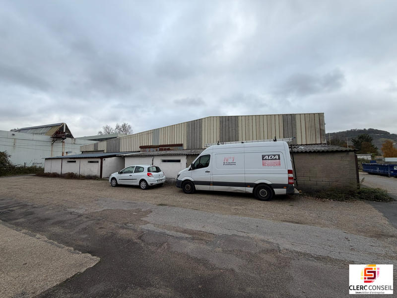 Local d'activités - 1 000 m²