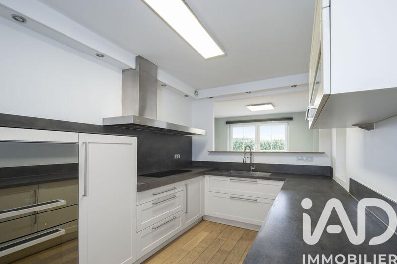 Maison - 200 m² - 7 pièces