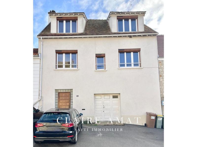 Maison - 93 m² - 6 pièces