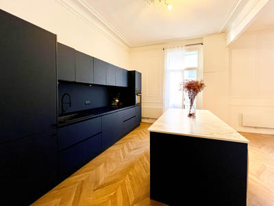 Appartement - 147 m² - 4 pièces