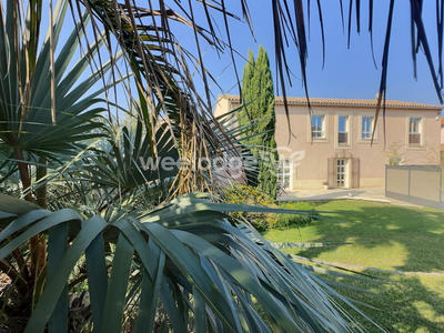 Maison - 200 m² - 5 pièces