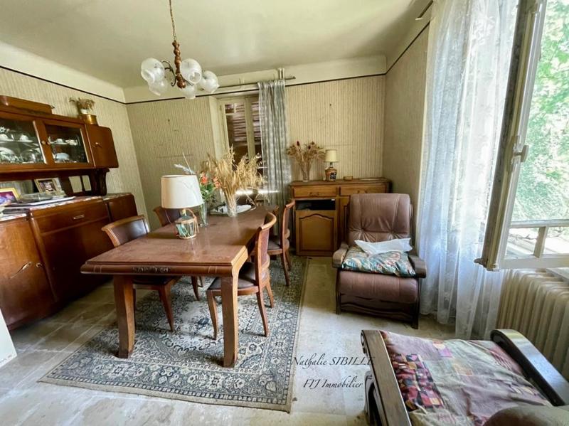 Maison - 346 m² - 15 pièces