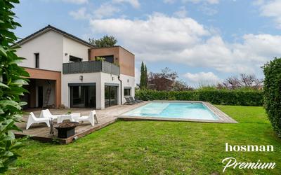 Maison - 165 m² - 6 pièces