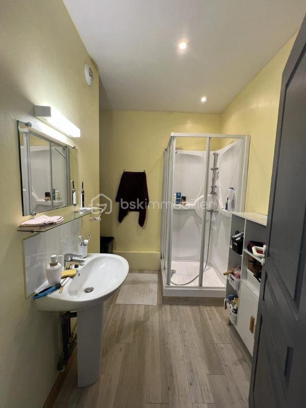 Immeuble - 221 m² - 5 pièces