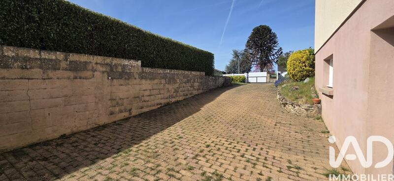 Maison - 96 m² - 5 pièces