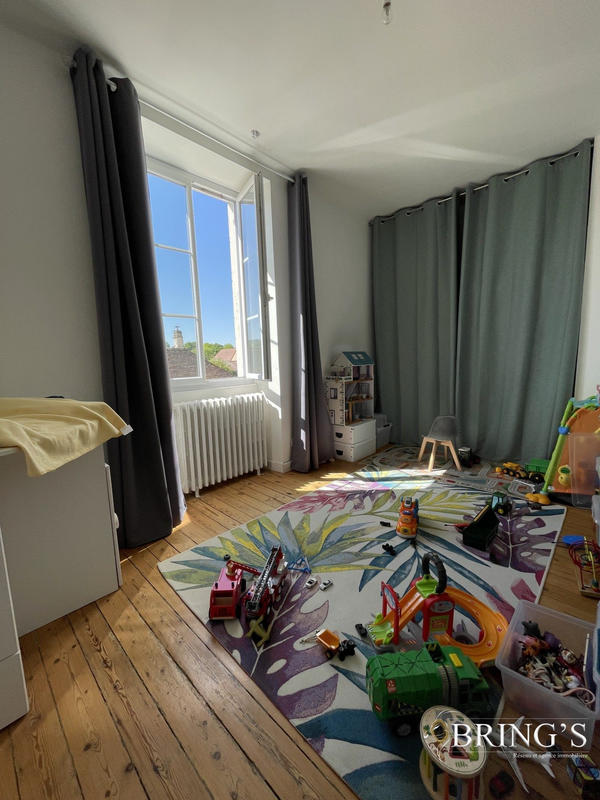 Maison - 144 m² - 5 pièces