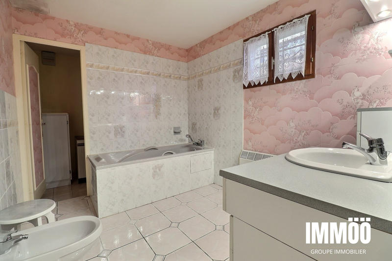 Maison ancienne - 95 m² - 4 pièces