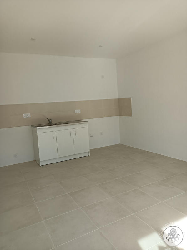 Maison - 85 m² - 3 pièces