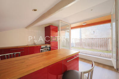 Appartement - 75 m² - 2 pièces