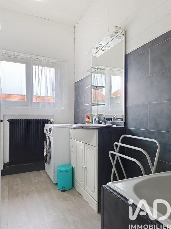 Appartement - 100 m² - 5 pièces