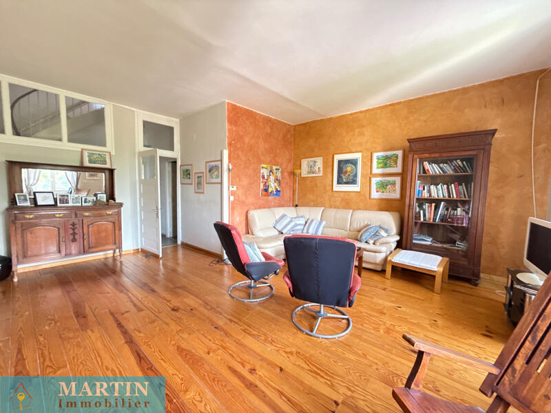 Maison de village - 266 m² - 8 pièces