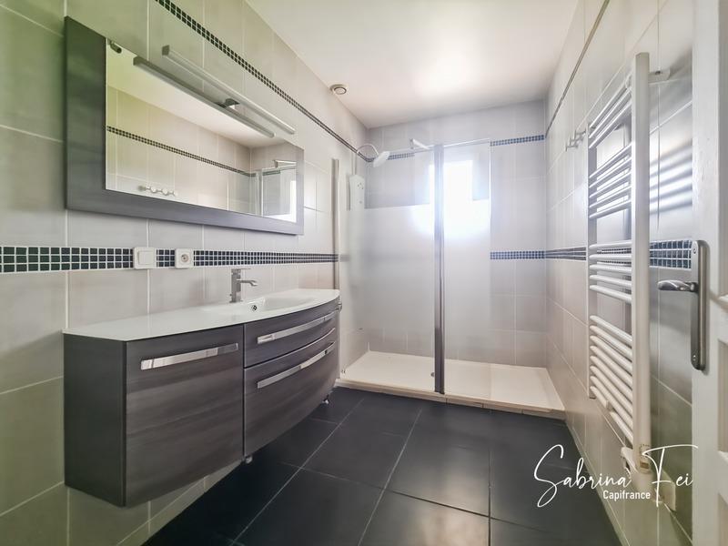 Maison - 91 m² - 5 pièces