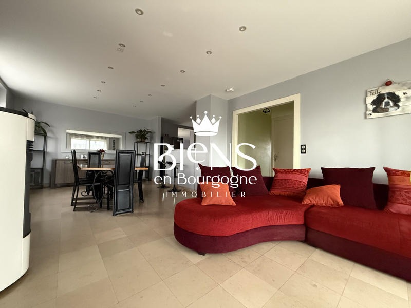 Maison - 150 m² - 7 pièces