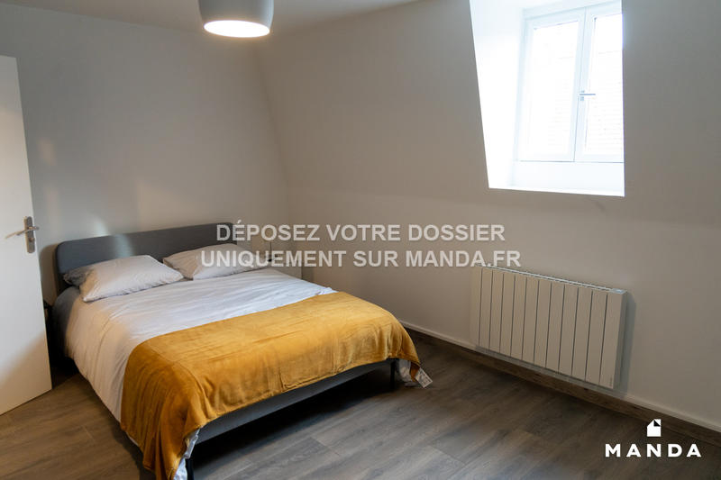 Chambre - 23 m² - 9 pièces