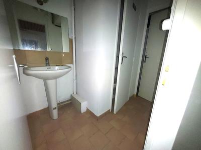 Local commercial - 74 m² - 2 pièces