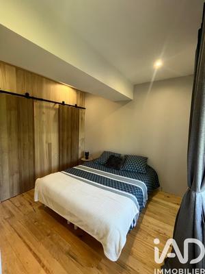 Maison - 265 m² - 13 pièces