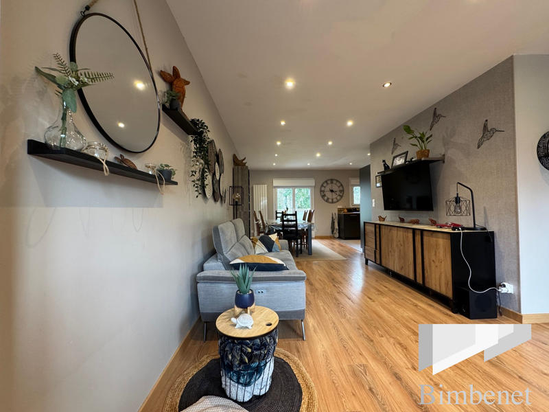 Maison - 90 m² - 5 pièces