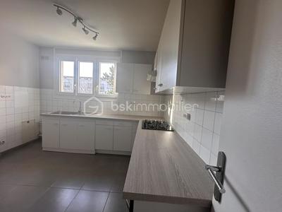 Appartement - 65 m² - 3 pièces
