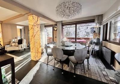 Appartement - 115 m² - 4 pièces