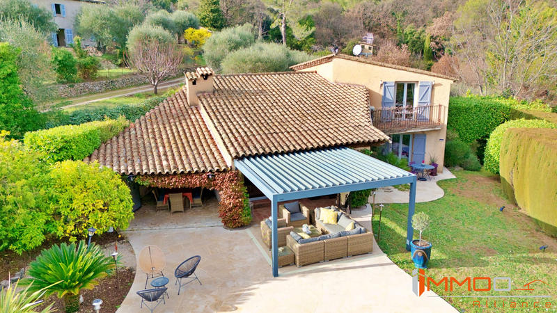 Maison - 197 m² - 6 pièces