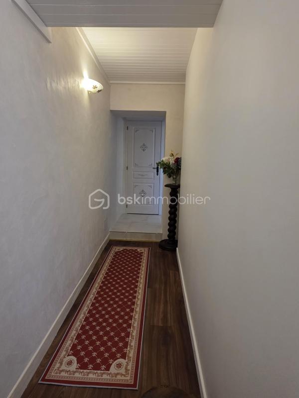 Propriété - 181 m² - 5 pièces