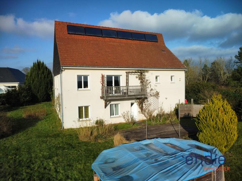 Maison - 228 m² - 6 pièces