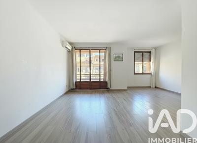 Appartement - 81 m² - 4 pièces