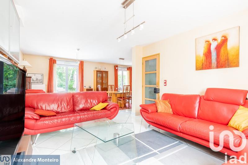 Maison - 180 m² - 8 pièces