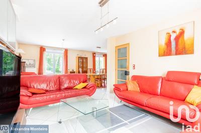 Maison - 180 m² - 8 pièces