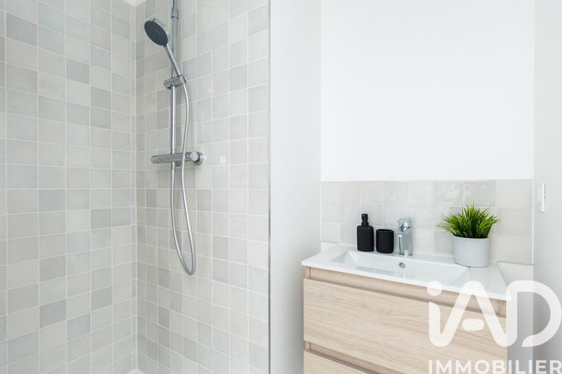 Maison - 179 m² - 8 pièces