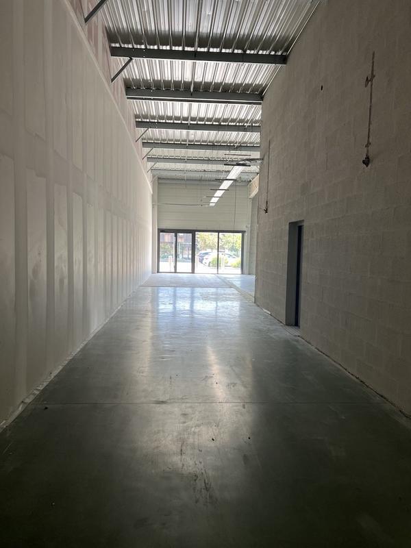 Local commercial - 290 m² - 2 pièces