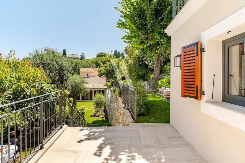 Maison - 190 m² - 5 pièces