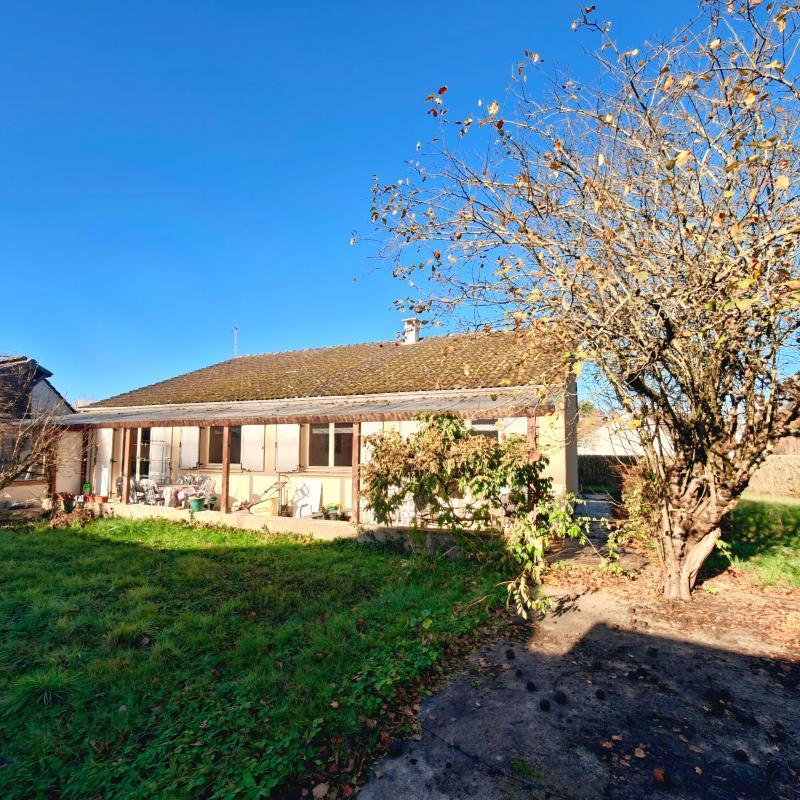 Maison - 98 m² - 5 pièces