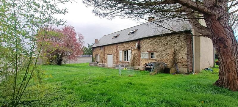 Maison - 200 m² - 5 pièces