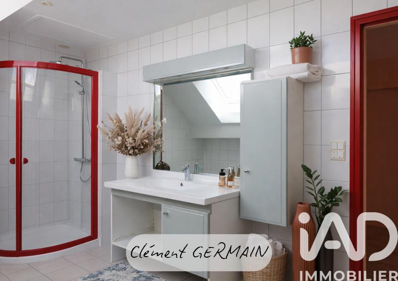 Maison - 192 m² - 7 pièces