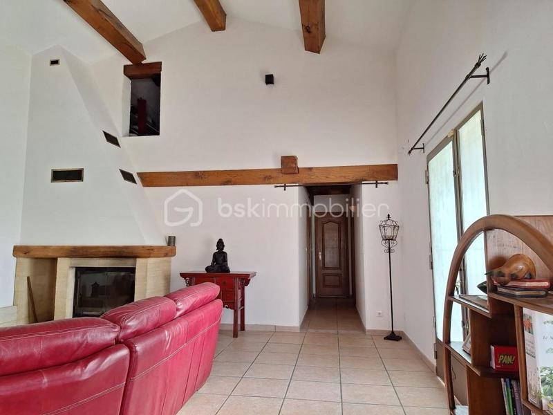 Villa - 180 m² - 6 pièces